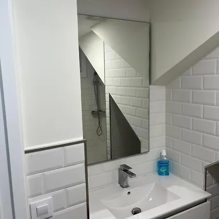 A De Maria - Tres Marias Apartment